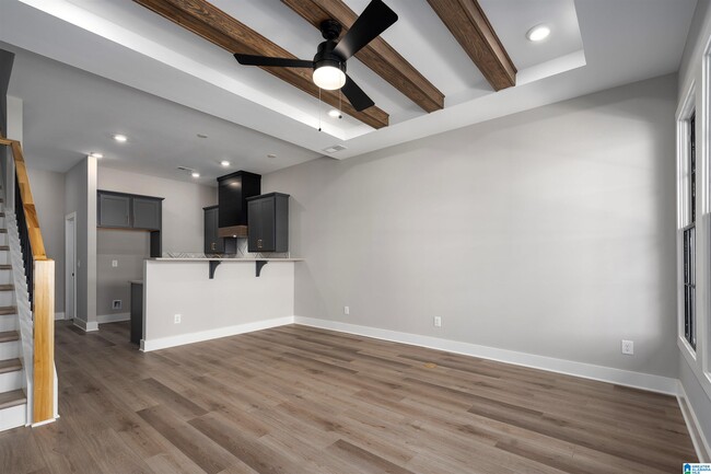 Building Photo - 1105 Windsor Sq