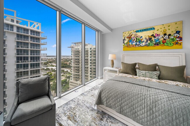 Building Photo - 3100 N Ocean Dr