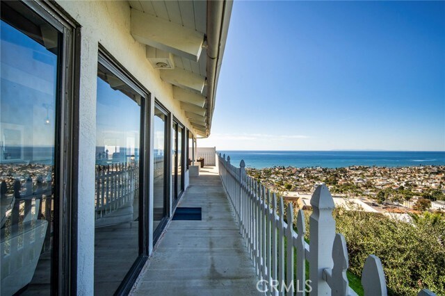 Building Photo - 307 E Avenida Cordoba