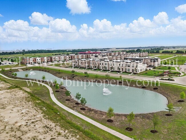 Building Photo - 2909 Ali Dr