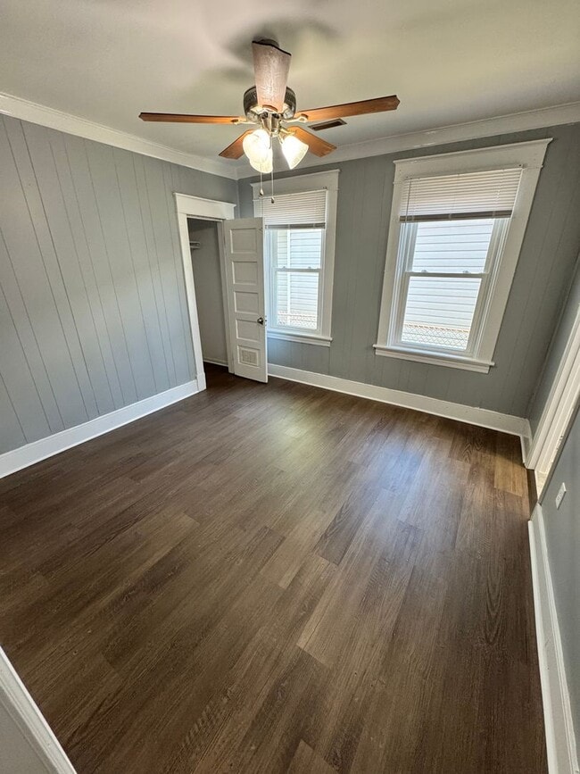 Building Photo - Beautiful 2 bed 2 bath house in Churchill