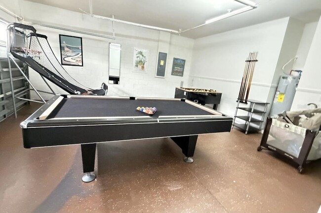 Building Photo - 645 Kettering Rd