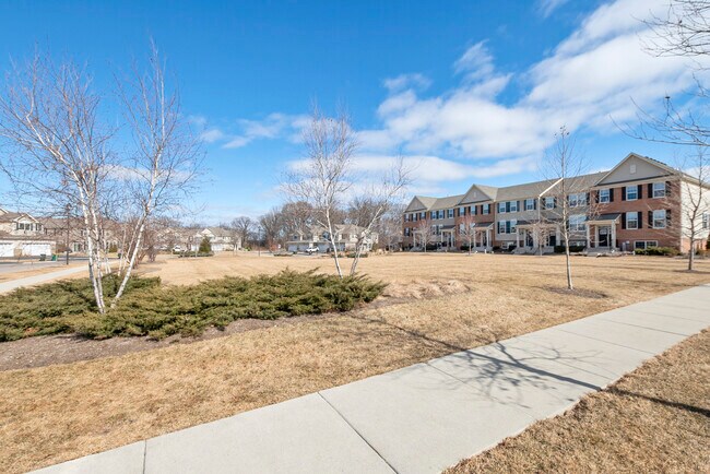 Building Photo - 2045 Stuttle Rd