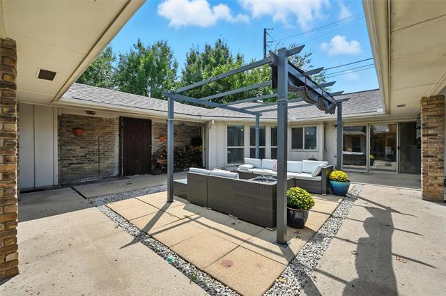 Building Photo - 6002 Costera Ln