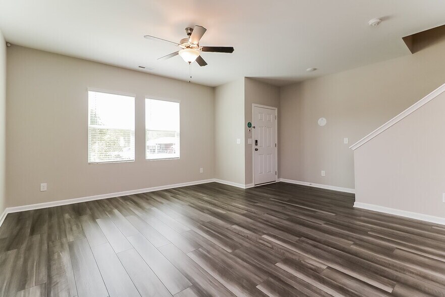 Building Photo - 650 Wendell Falls Pkwy