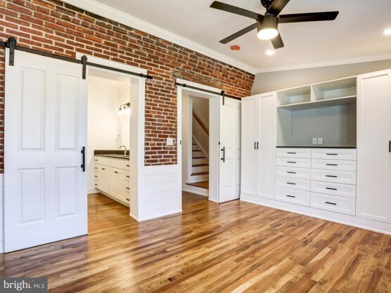 Master Bedroom - 255 New Holland Ave