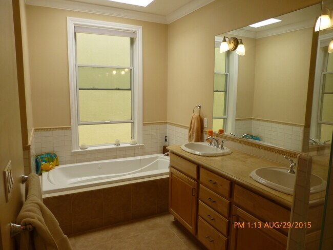 master bathroom - 1596 Dolores St