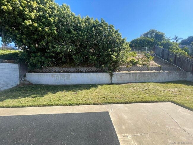 Building Photo - 4043 Mira Costa St
