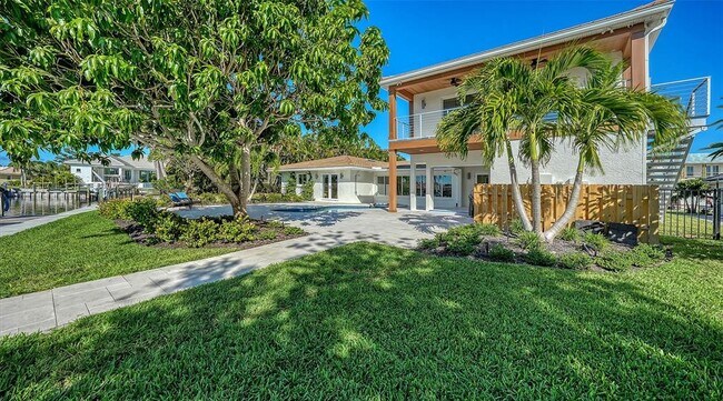 Building Photo - 690 Old Compass Rd