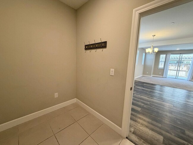 Building Photo - 1860 Sea Horse Rd