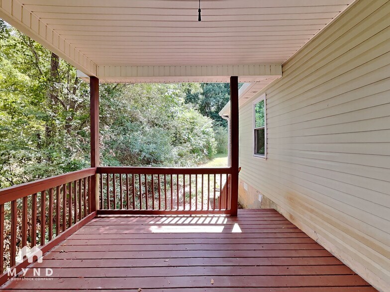 Building Photo - 316 Eleanor Dr