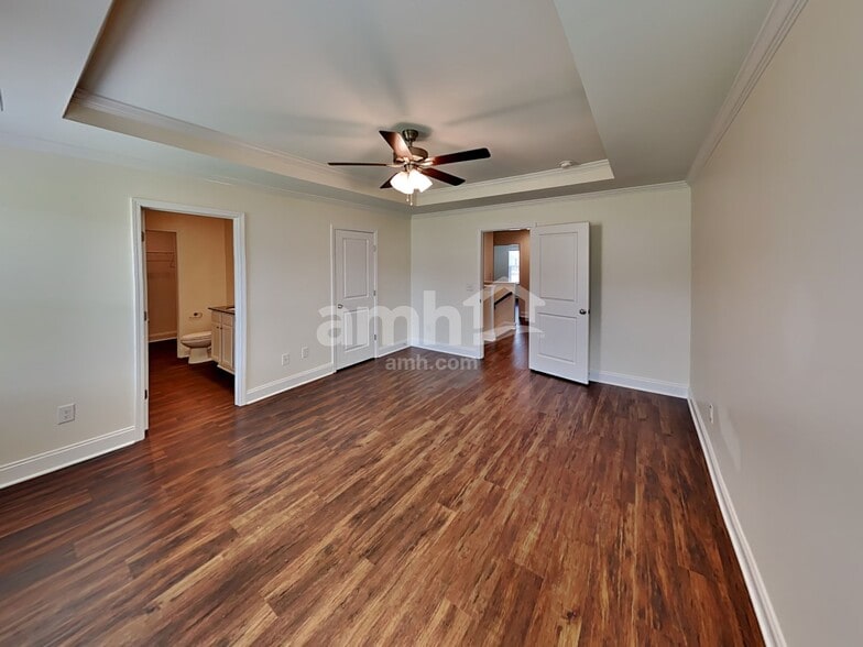 Building Photo - 5317 Virtue Ave