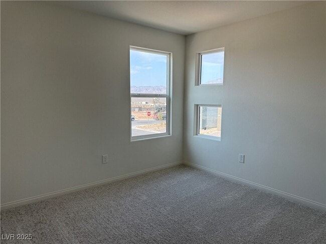 Building Photo - 9997 River Corral St