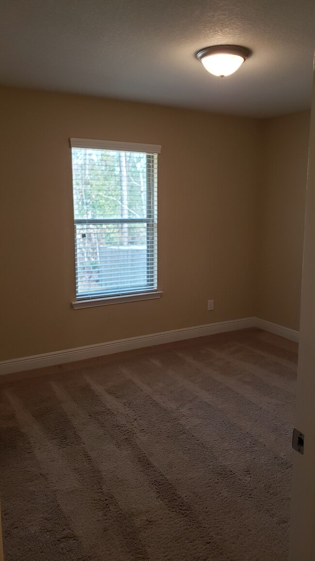 Building Photo - 6328 Parakeet Trail