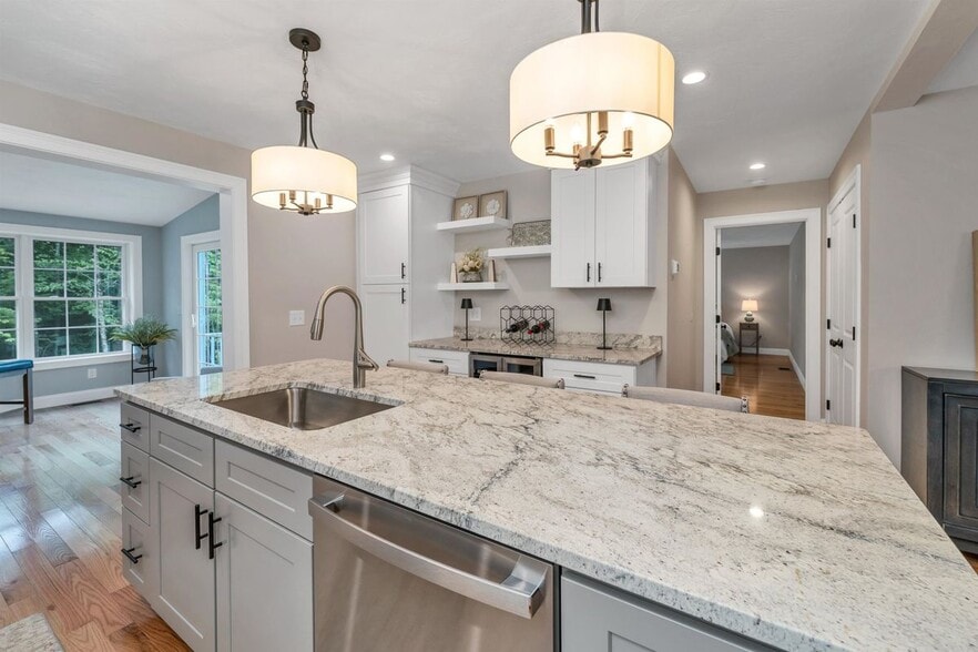 Building Photo - 17 Granite
