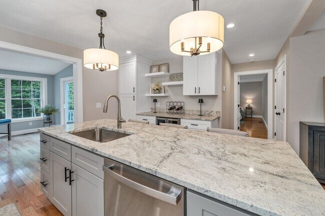 Building Photo - 78 Granite