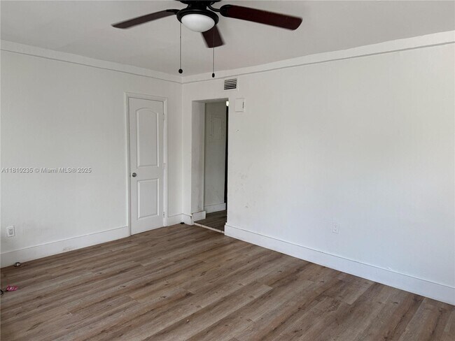 Building Photo - 2962 NW 46th St