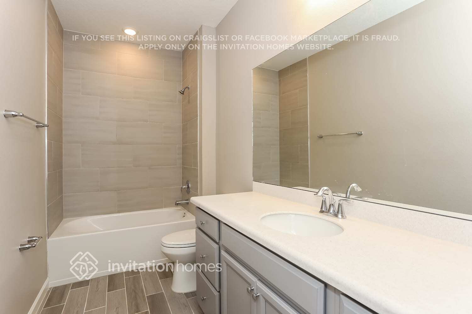 Building Photo - 9914 Lemon Grass Ln