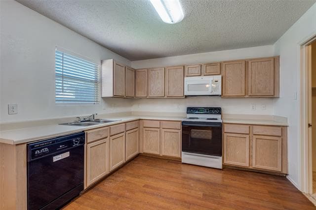 Building Photo - 5224 Royal Burgess Dr