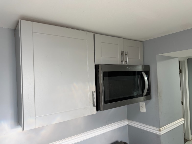 Building Photo - 4115 Fairhaven Ave