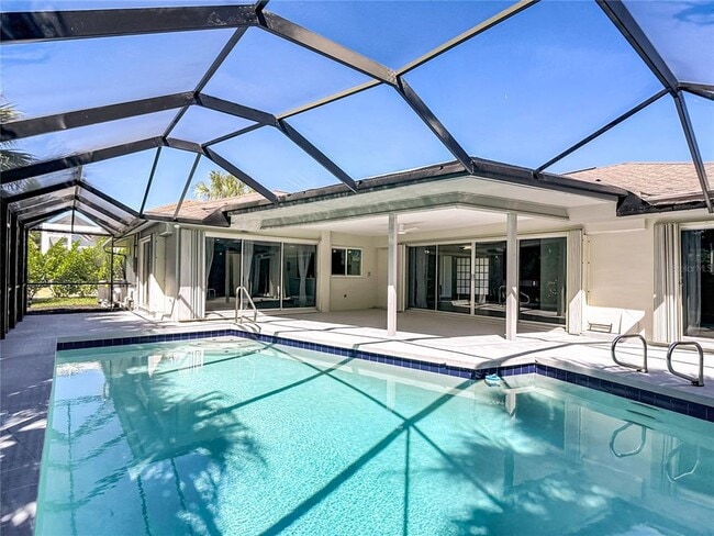 Building Photo - 620 N Barfield Dr