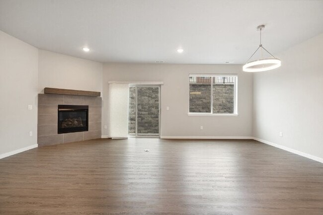 Building Photo - Sophisticated End-Unit Living Close to USAFA & Peterson — January Rent Free