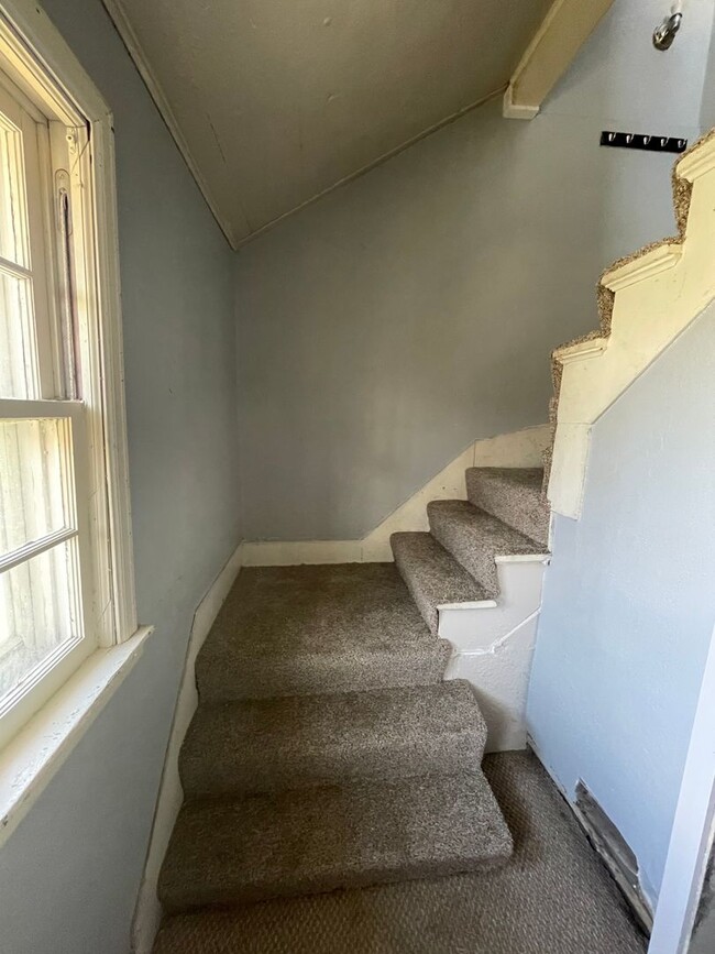 Building Photo - 2567 S 9th Pl