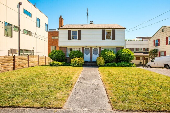 Building Photo - 3243-3243 NW Market St