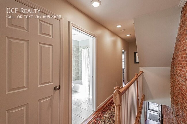 Building Photo - 2017 Memphis St