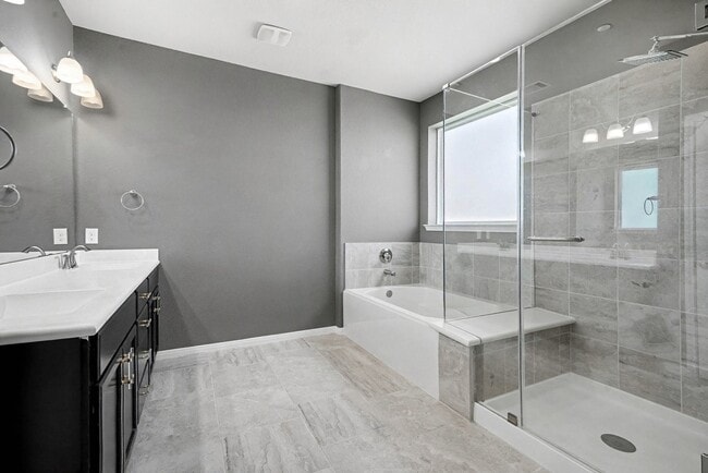 Building Photo - 1412 Veranda Mist