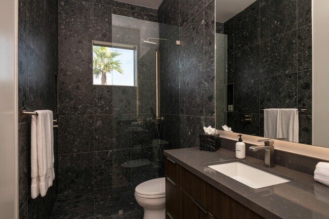 Building Photo - 80883 Elemento Ln