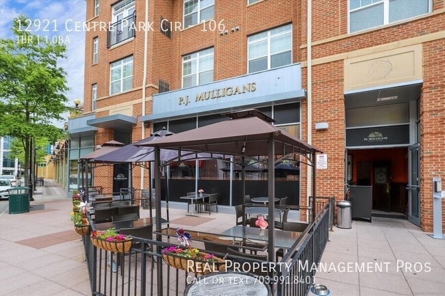 Building Photo - 12921 Centre Park Cir