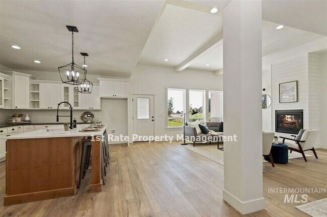 Building Photo - 3280 S Ruffian Ln