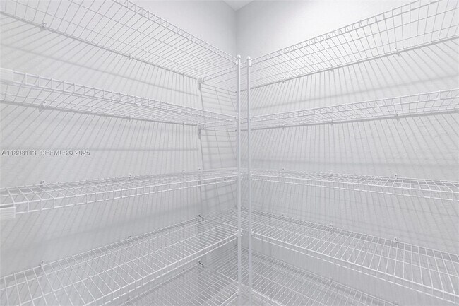 Building Photo - 2006 Rosa Ct