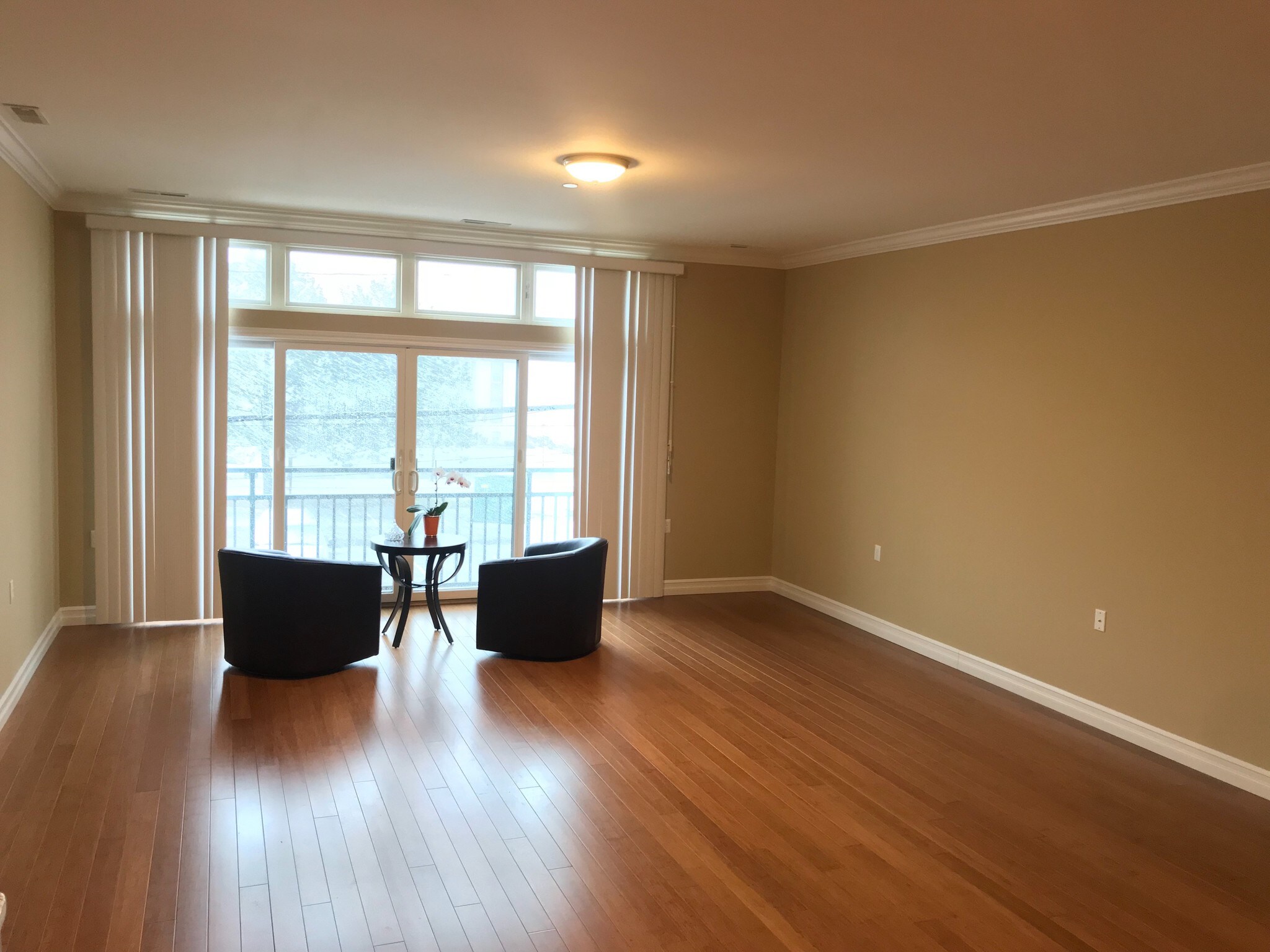 Hard wood Floors - 3247 Biddle Ave