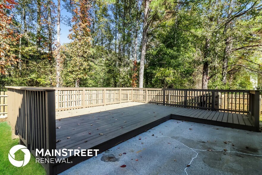 Building Photo - 40 Glenabbey Dr