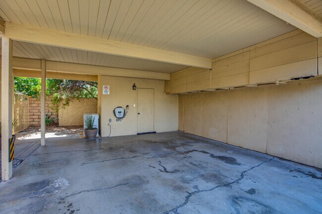 Building Photo - 4385 E Pso Caroleta