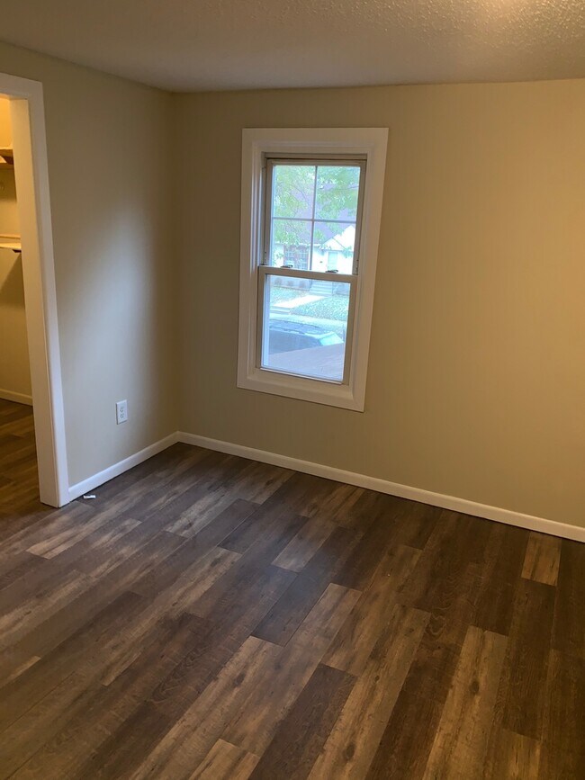Building Photo - Beautiful 3 bedroom house for rent in Minneapolis!!