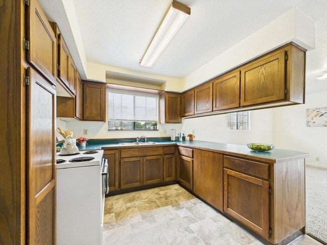 Building Photo - Charming 2-Bedroom Home in the Heart of Mc...