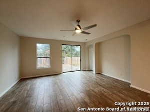 Building Photo - 317 Sandy Shl