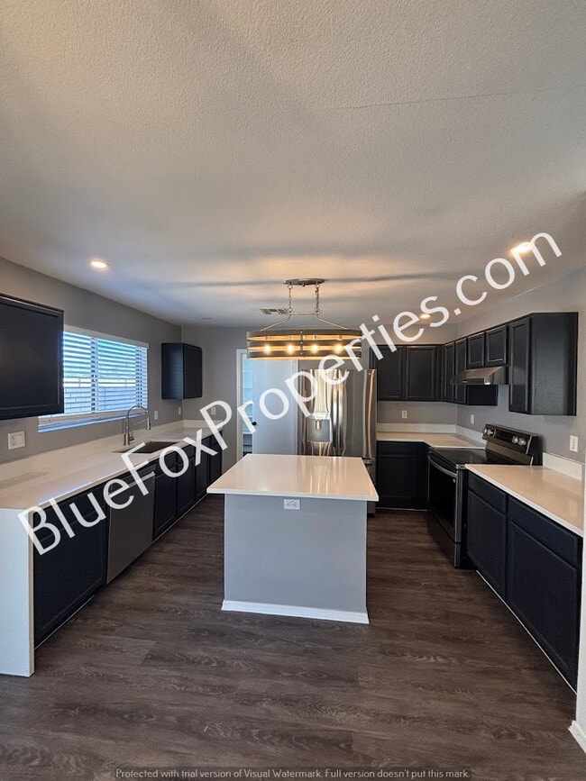 Building Photo - 7579 E Rhiannon Dr