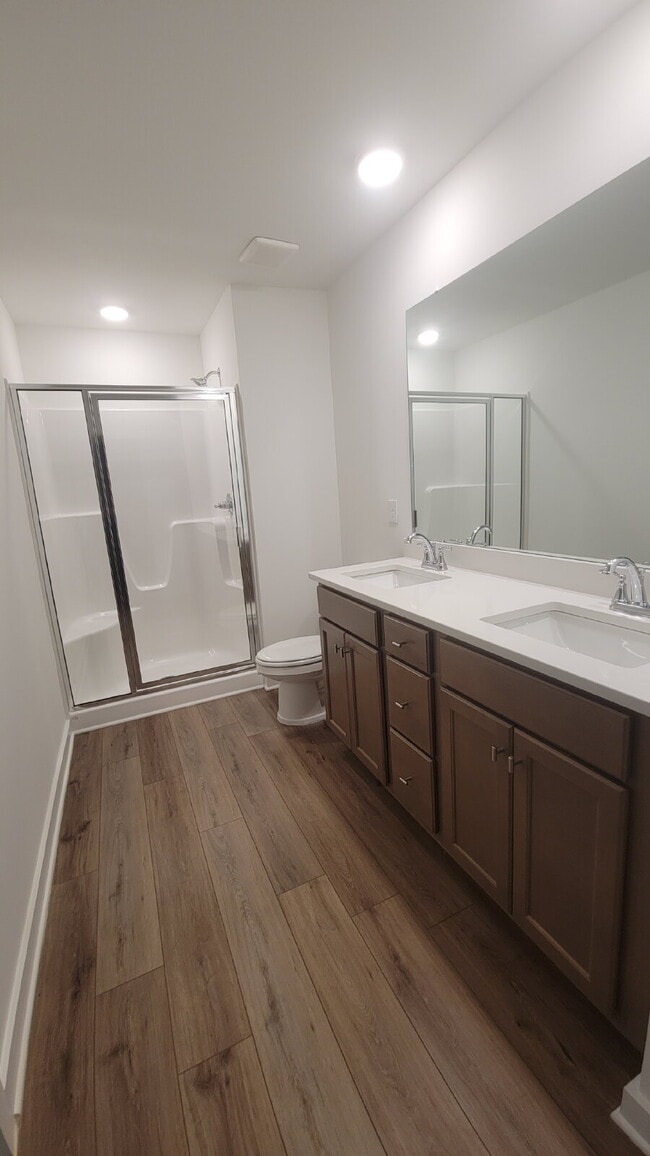 Building Photo - $500 off one month!!! Section 8 Accepted!!! "Discover Comfort and Style: 3-Bed, 2.5-Bath Gem with...