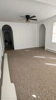 Building Photo - 24 McGuinness St