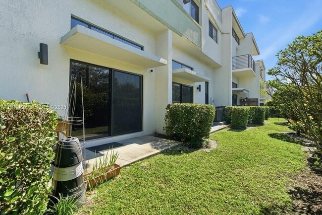 Building Photo - 913 NW 45th Terrace