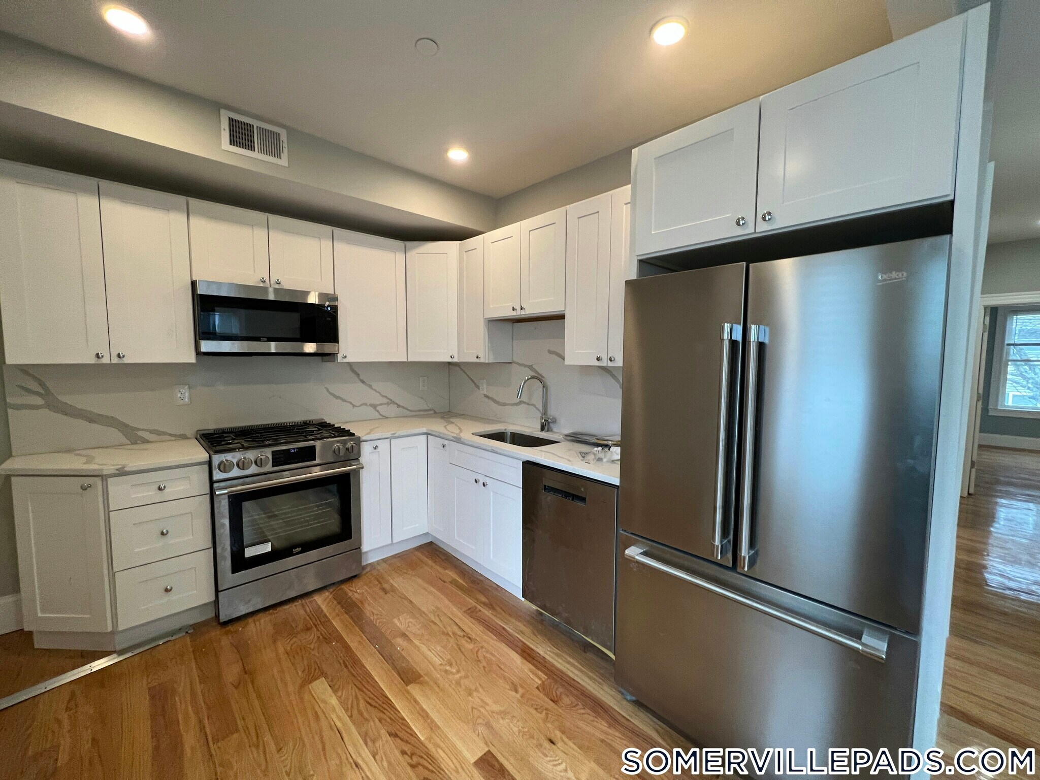 Building Photo - 73 Pearl St