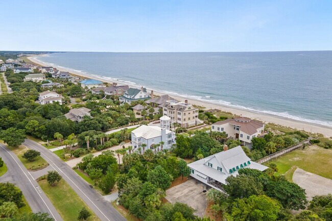 Building Photo - 911 Debordieu Blvd