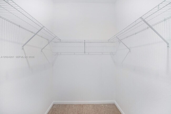 Building Photo - 1170 SW 7th Ct