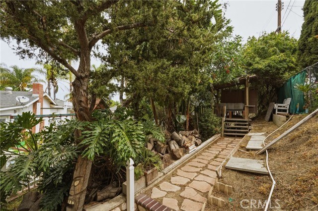 Building Photo - 24092 Gemwood Dr