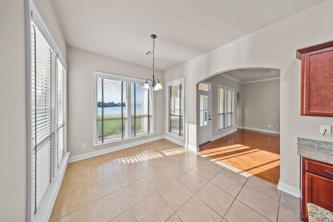 Building Photo - 3 Bedroom House in Ascension