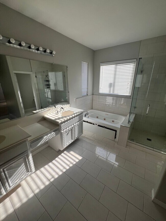 Building Photo - 29404 Pebble Beach Dr
